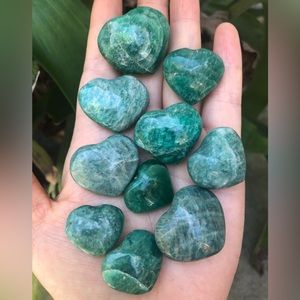 10 Misshapen/misshaped Amazonite Hearts Crystal Heart Carving Collection